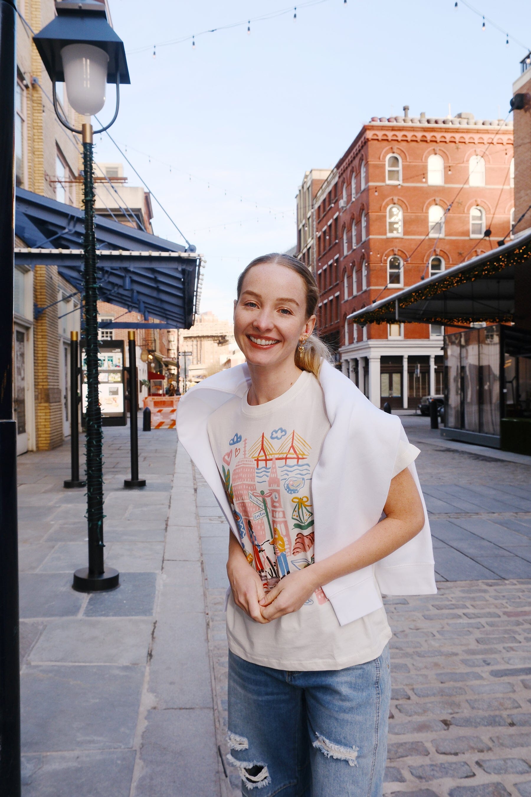 Boston Sketchbook Graphic T-Shirt t-shirt mure + grand