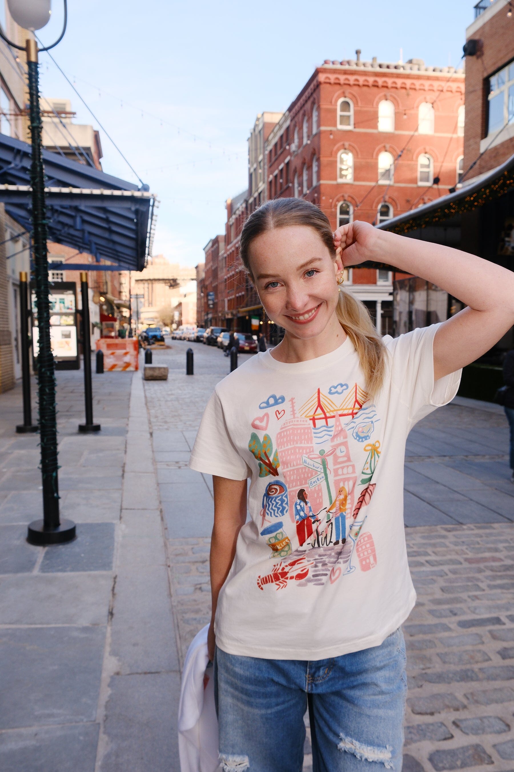 Boston Sketchbook Graphic T-Shirt t-shirt mure + grand