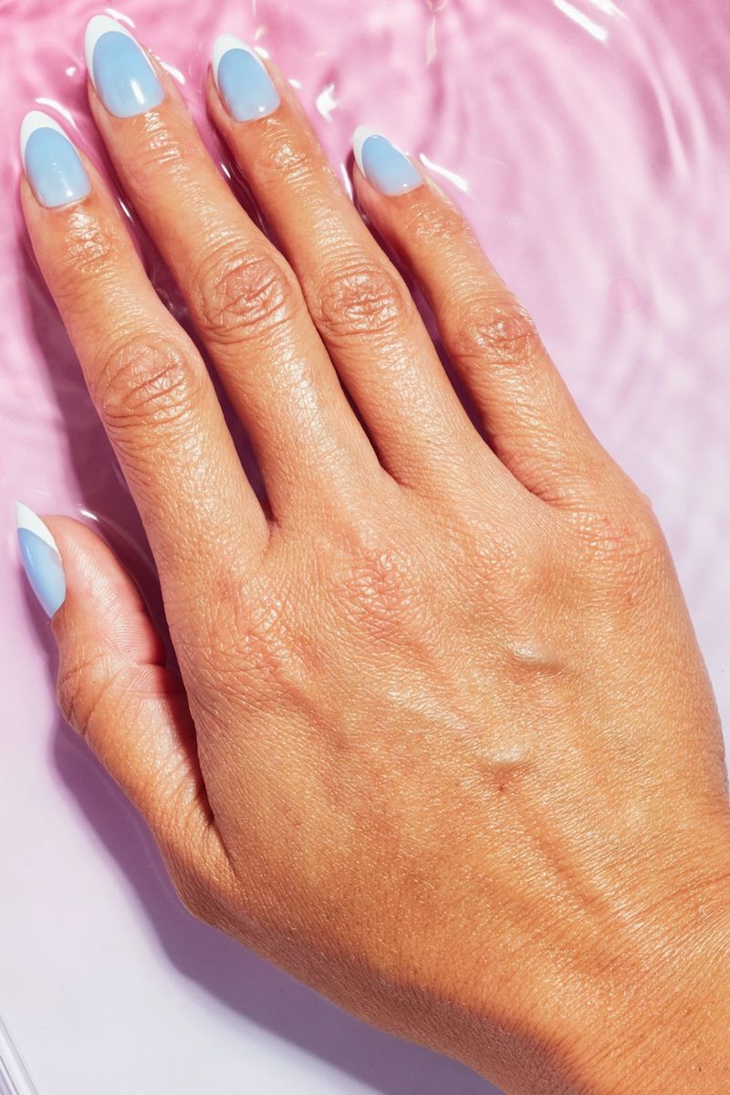 Chill Tips in Pool Day Nail Chillhouse