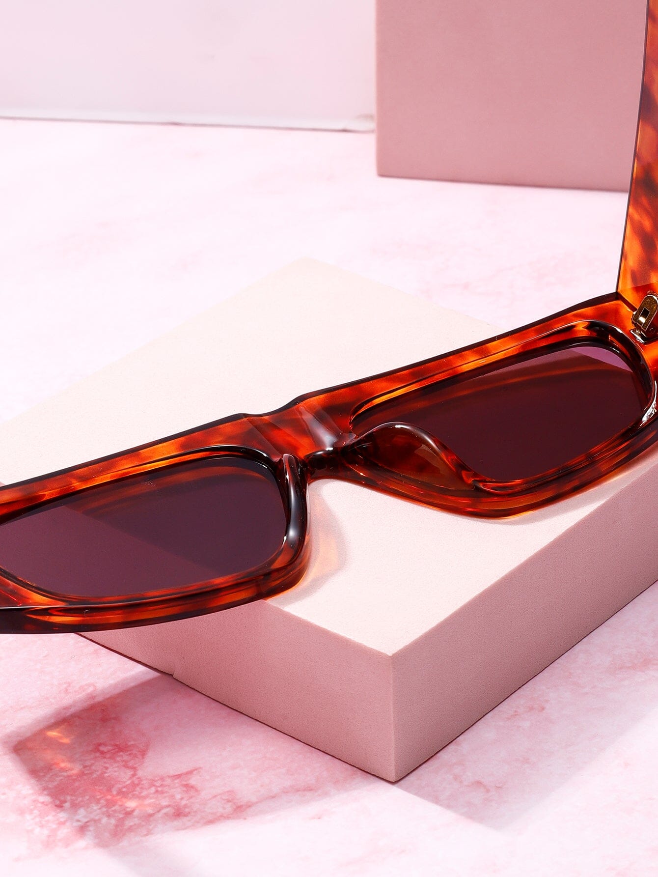 Costa Brava Rounded Frame Sunglasses Sunglasses mure + grand