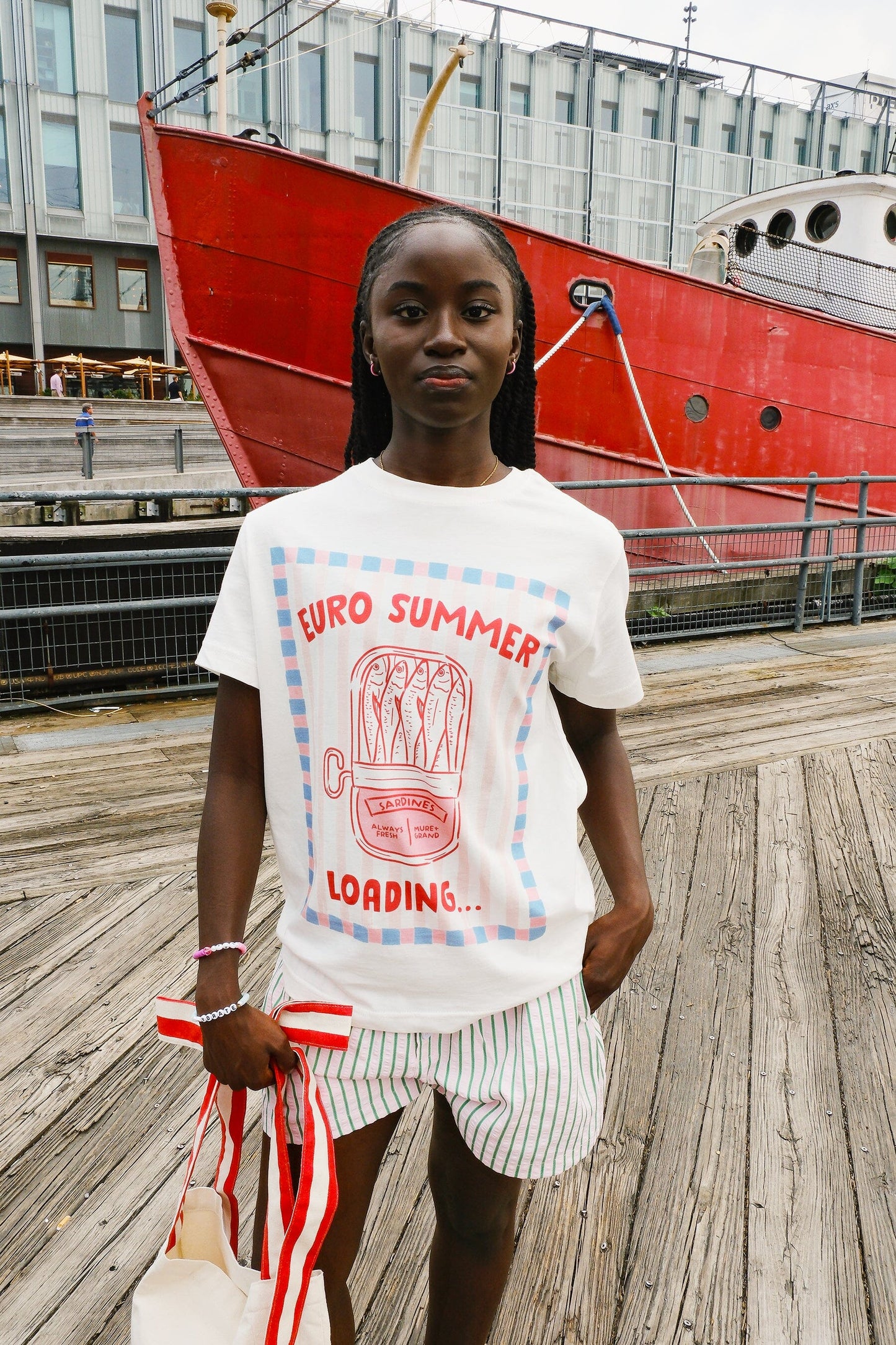 Euro Summer Loading Graphic T-shirt t-shirt mure + grand
