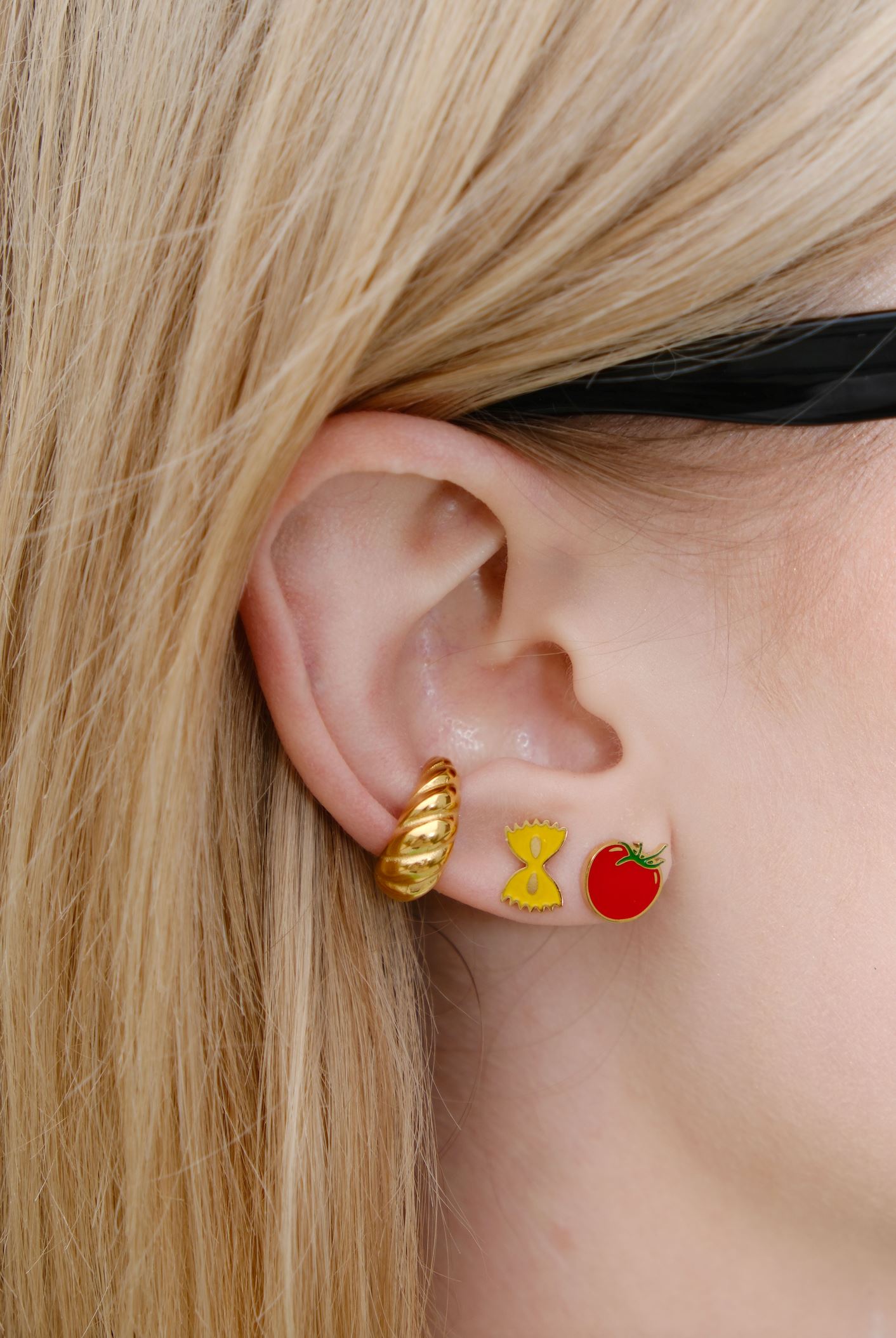 Farfalle Enamel Charm Stud Earrings Earrings mure + grand
