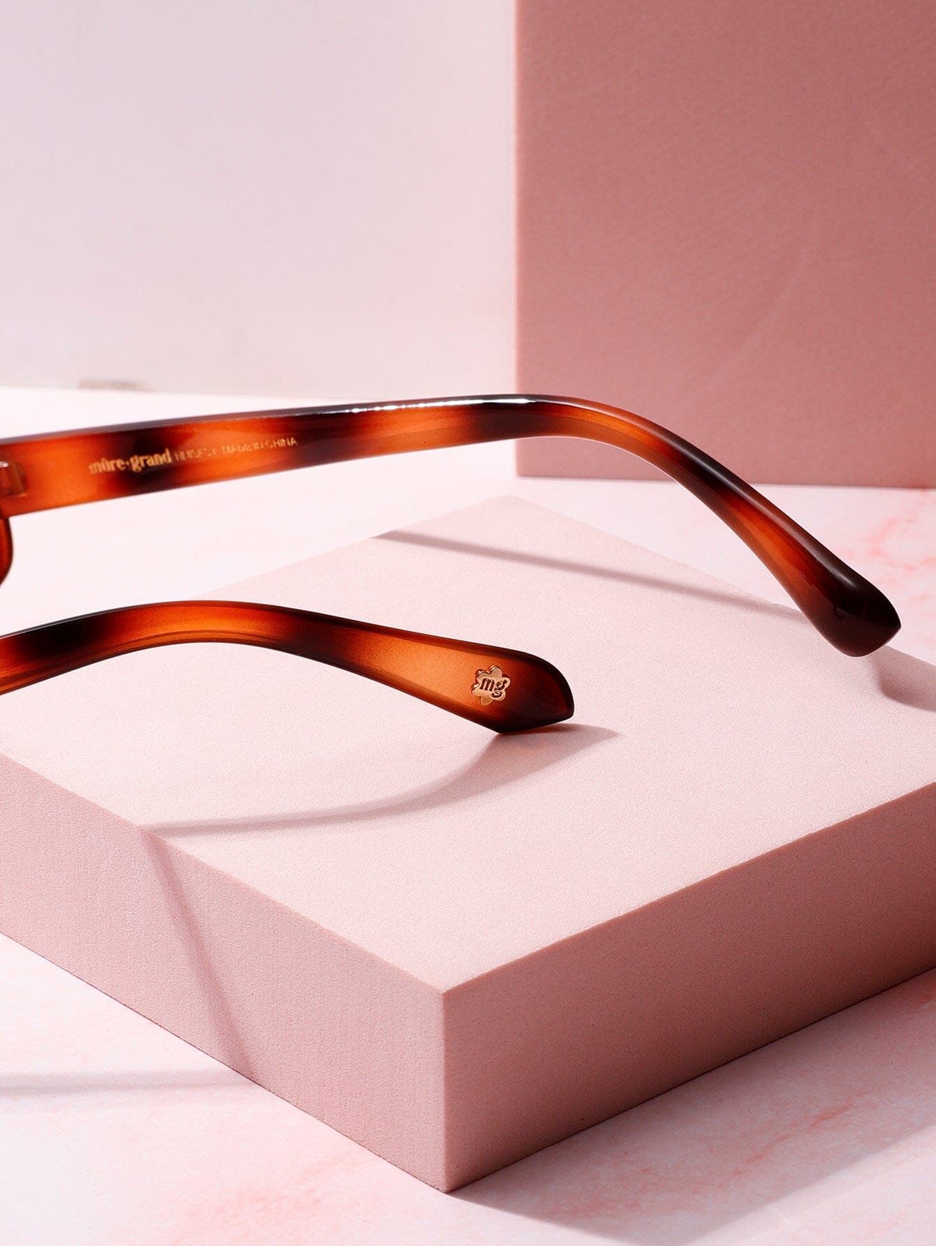 Hot In It Slim Frame Sunglasses Sunglasses mure + grand