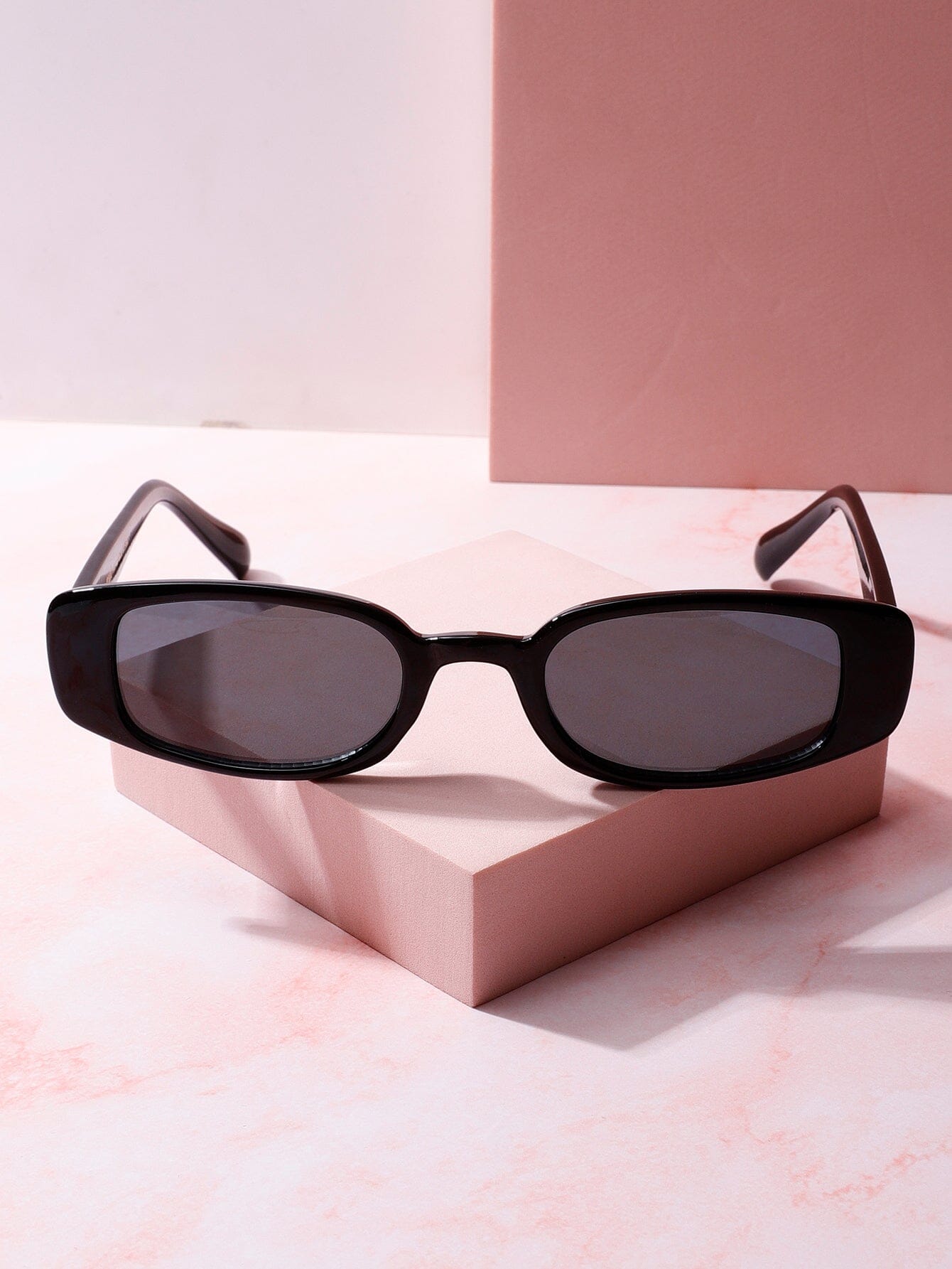 Hot In It Slim Frame Sunglasses Sunglasses mure + grand Black/Black