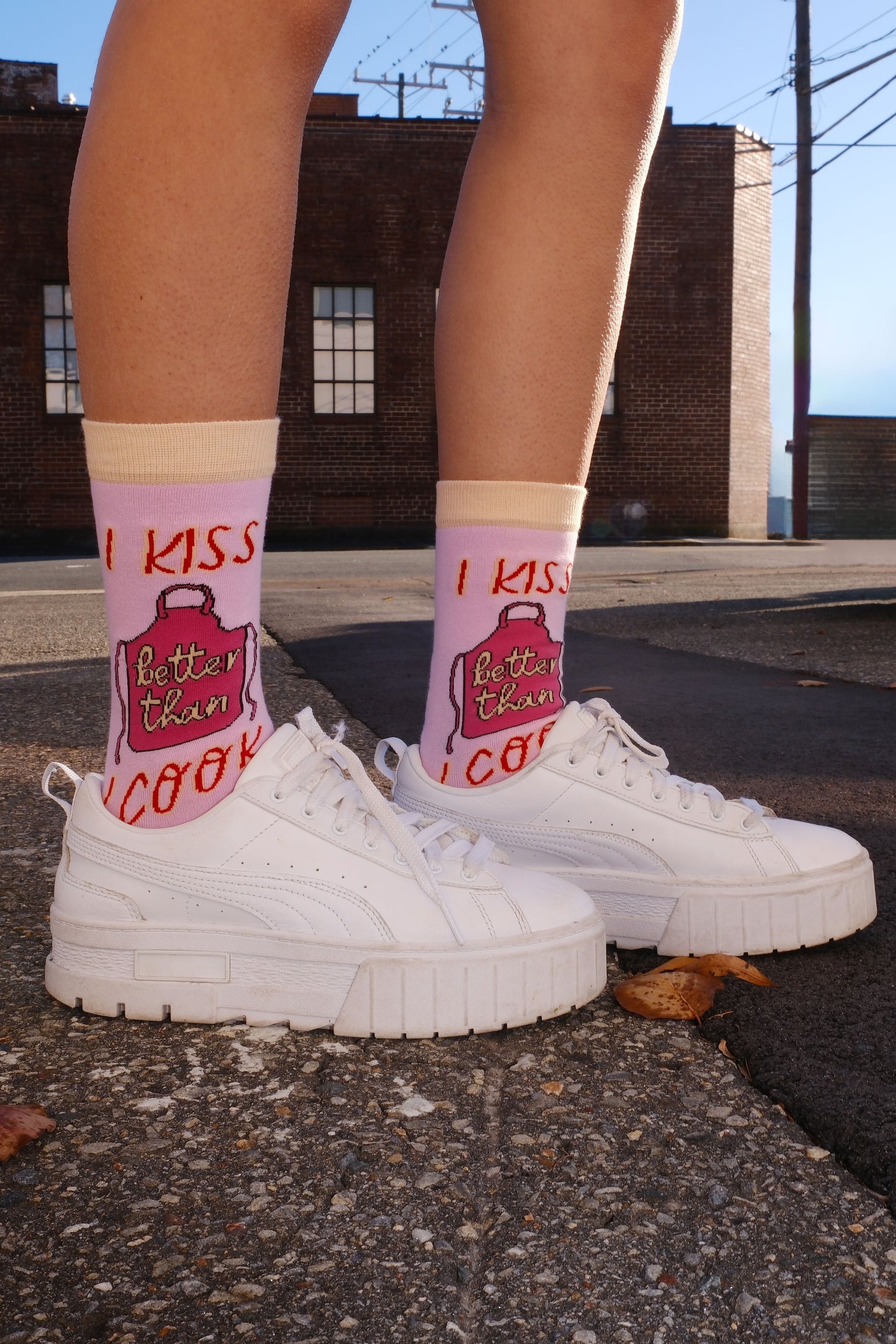 I Kiss Better Than I Cook Socks Socks mure + grand