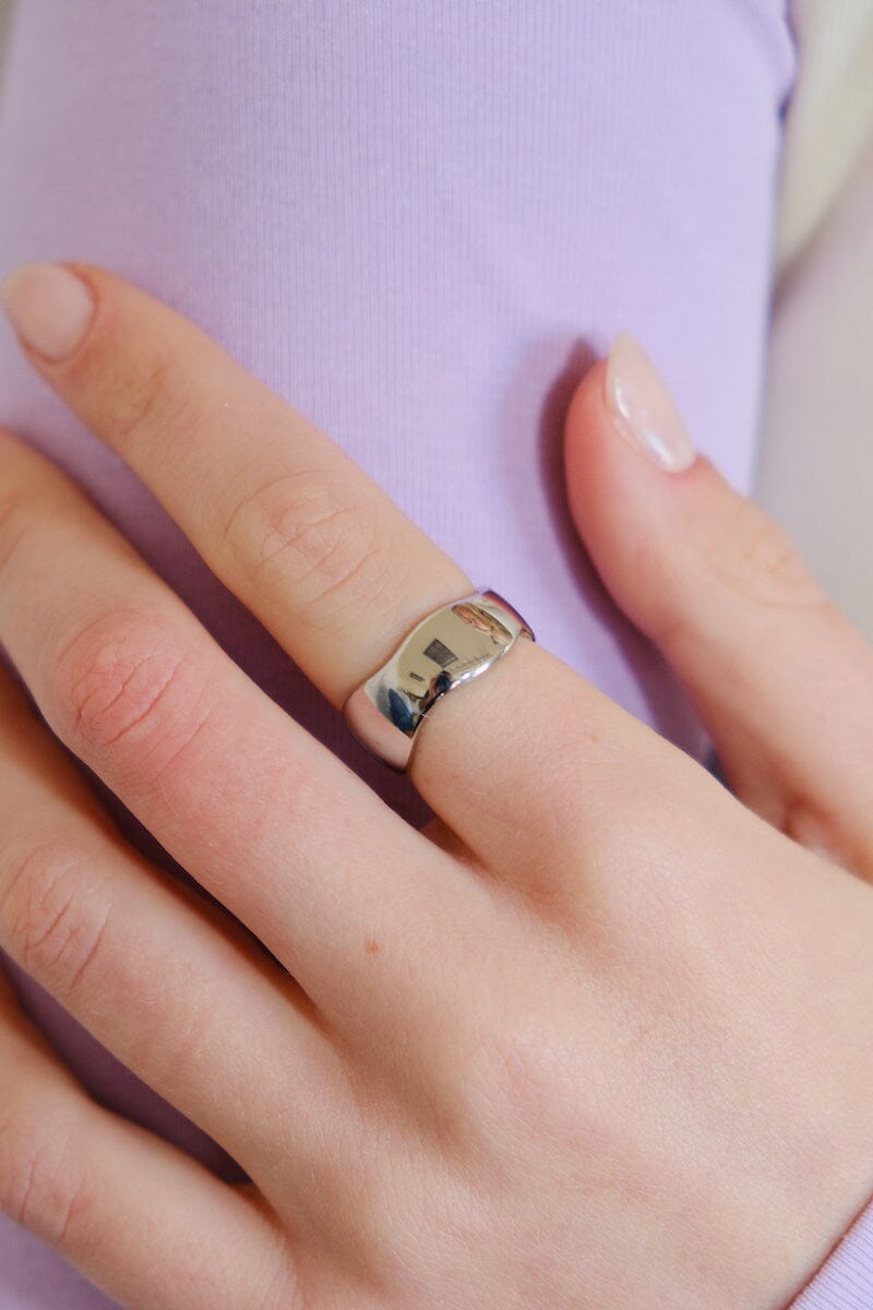 Josie Wavy Stacking Ring Necklaces mure + grand 6 Silver