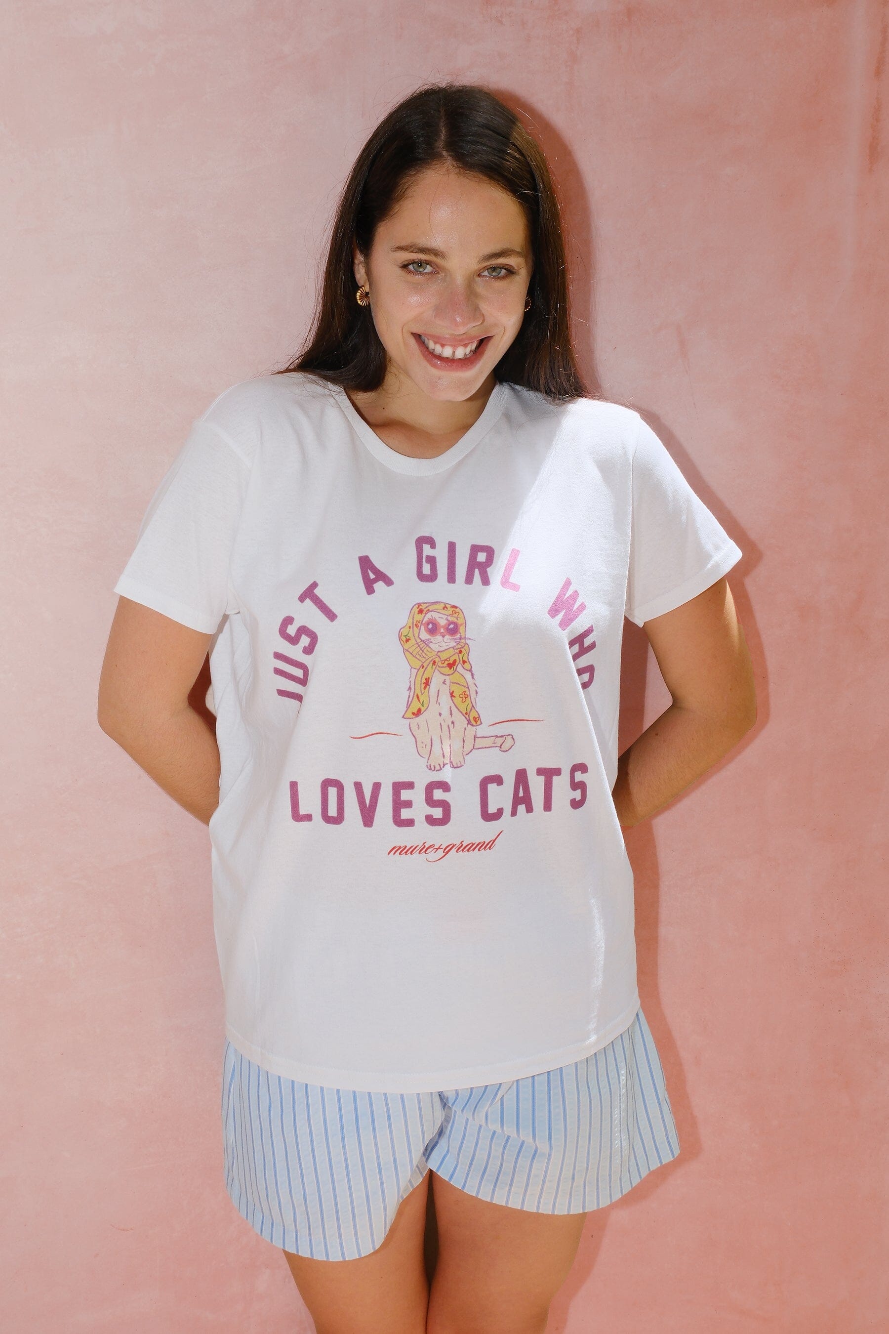 Just a Girl Who Loves Cats Graphic T-shirt t-shirt mure + grand