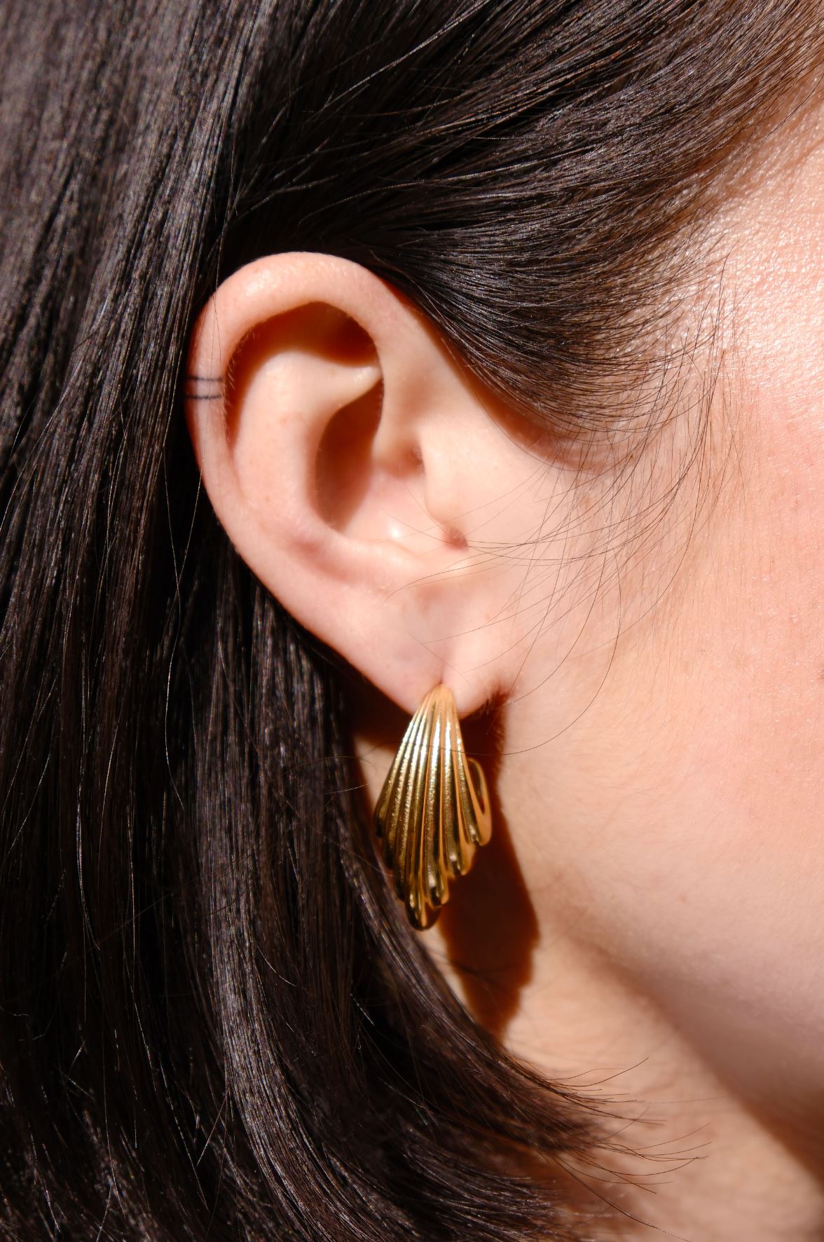 Layered Oval Hoop Earrings mure + grand