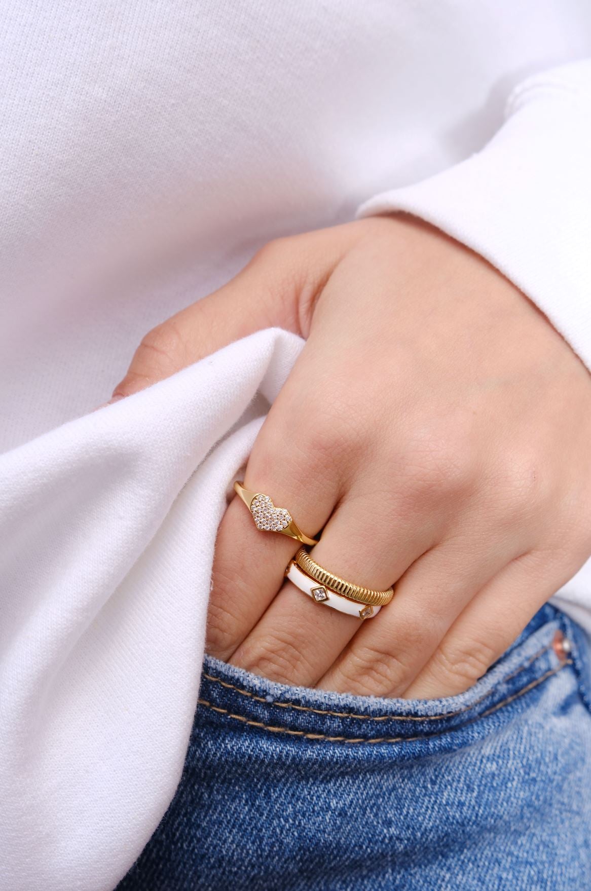 Love Heart Studded Sterling Silver Ring Rings mure + grand