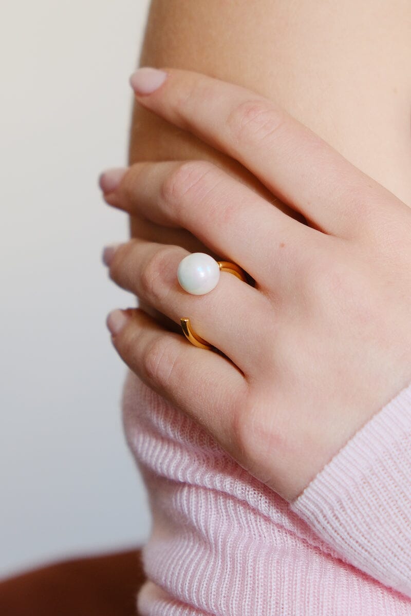 Penelope Pearl Stacking Ring Rings mure + grand 6 Gold