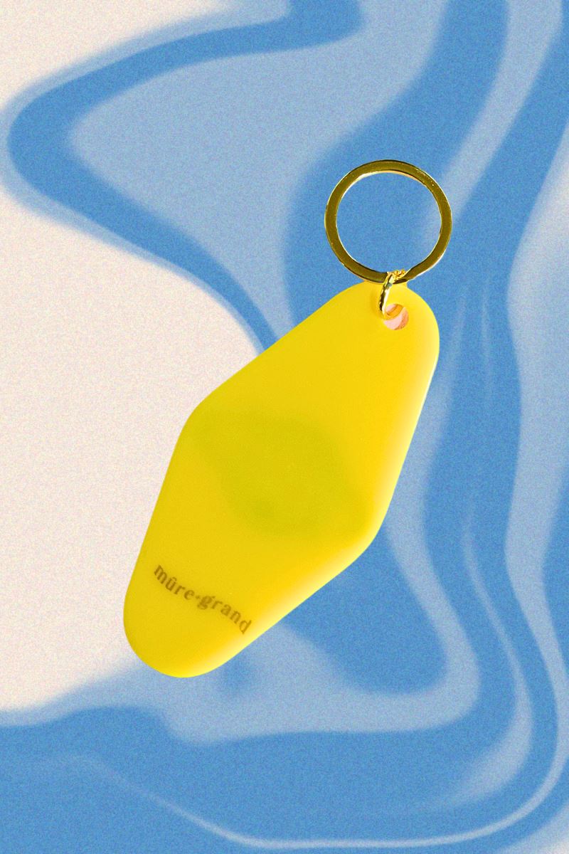 Running Latte Motel Keychain Keychain mure + grand