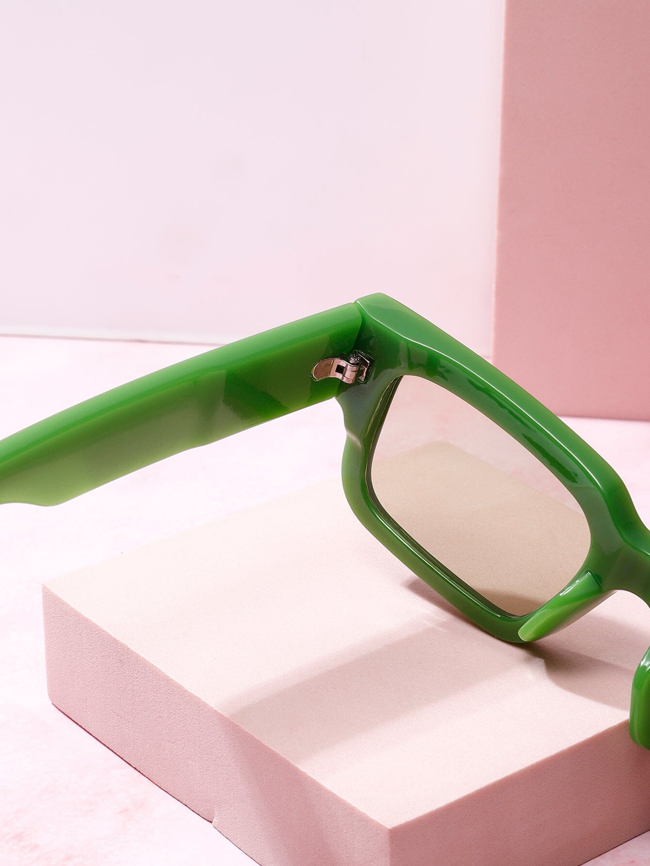 SPF Square Frame Sunglasses Sunglasses mure + grand