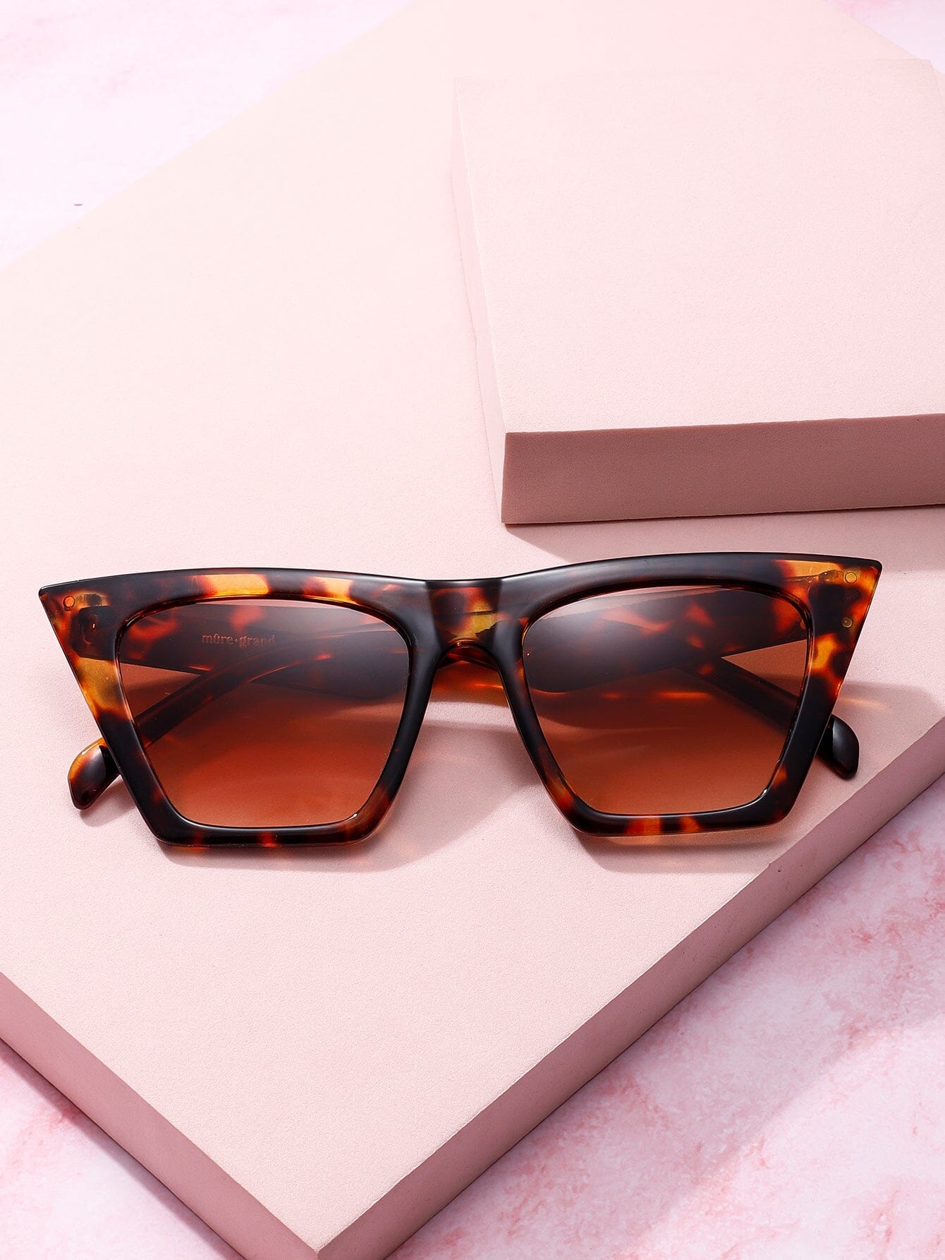 Square Cat Eye Sunglasses Sunglasses mure + grand