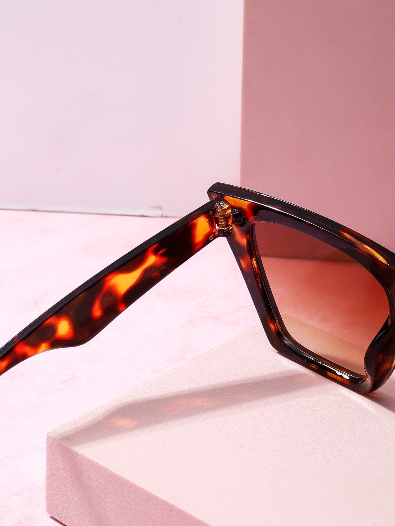 Square Cat Eye Sunglasses Sunglasses mure + grand