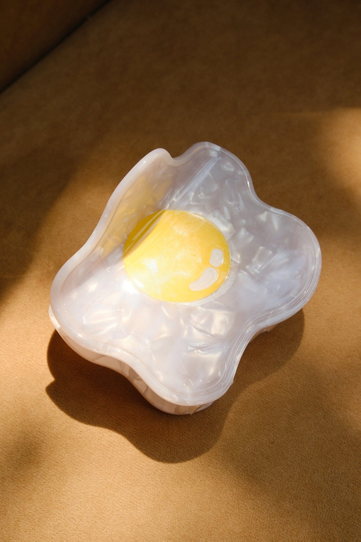 Sunny Side Up Claw Clip Hair Accessory mure + grand