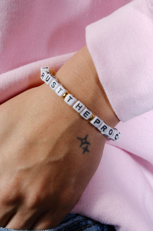 Trust the Process Inspirational Beaded Bracelet Bracelet mure + grand