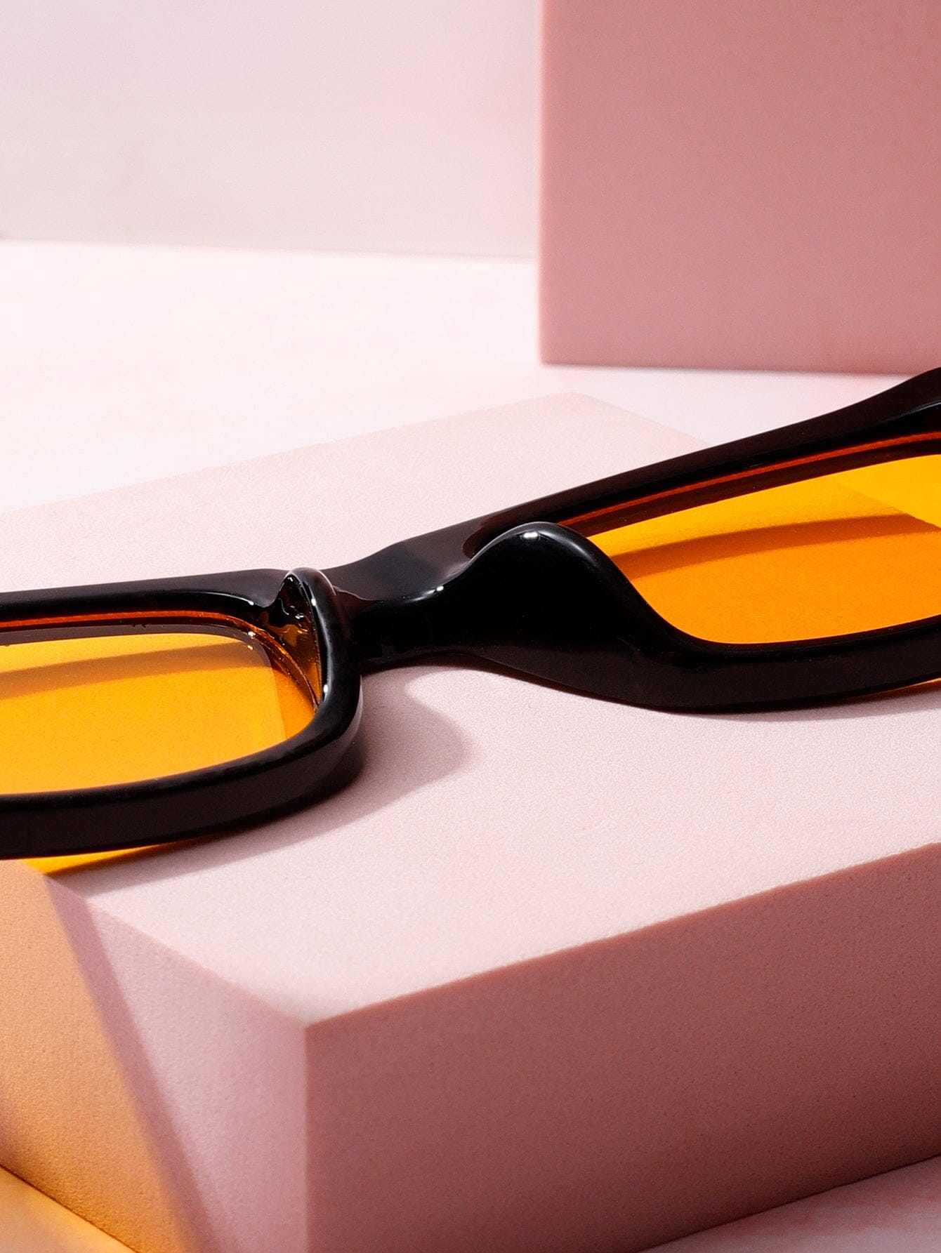 Vacanza Rectangle Frame Sunglasses Sunglasses mure + grand