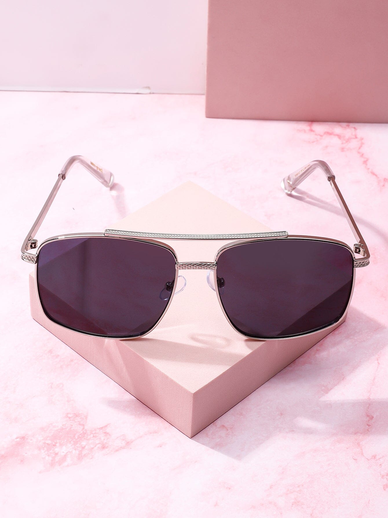 West Palm Metal Frame Aviator Sunglasses Sunglasses mure + grand Silver/Black