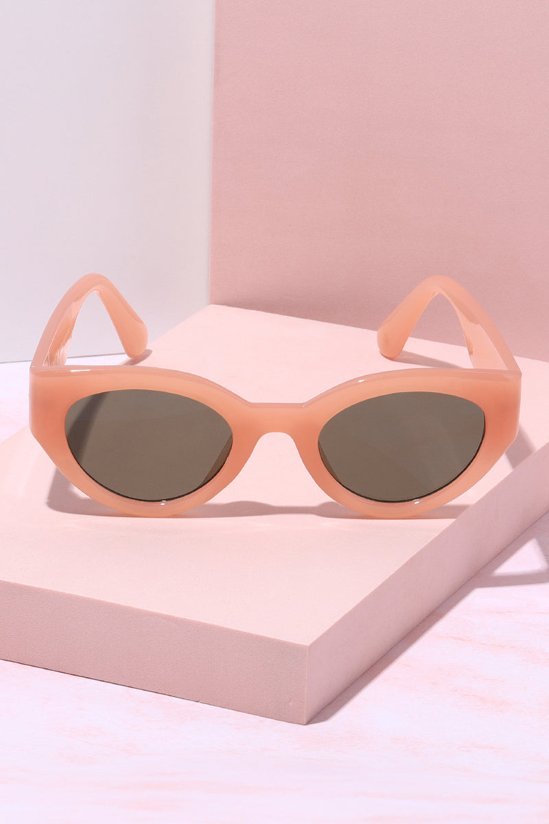 Chase The Sun Round Frame Sunglasses Sunglasses Mure + Grand Pink/Green