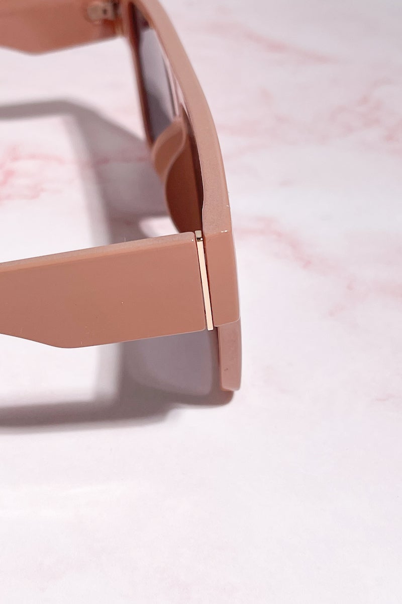 Fete Square Frame Sunglasses Sunglasses Mulberry & Grand