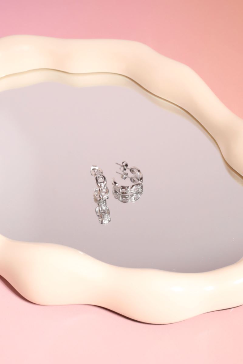 Finn Chain Link Hoop Earrings mure + grand Silver