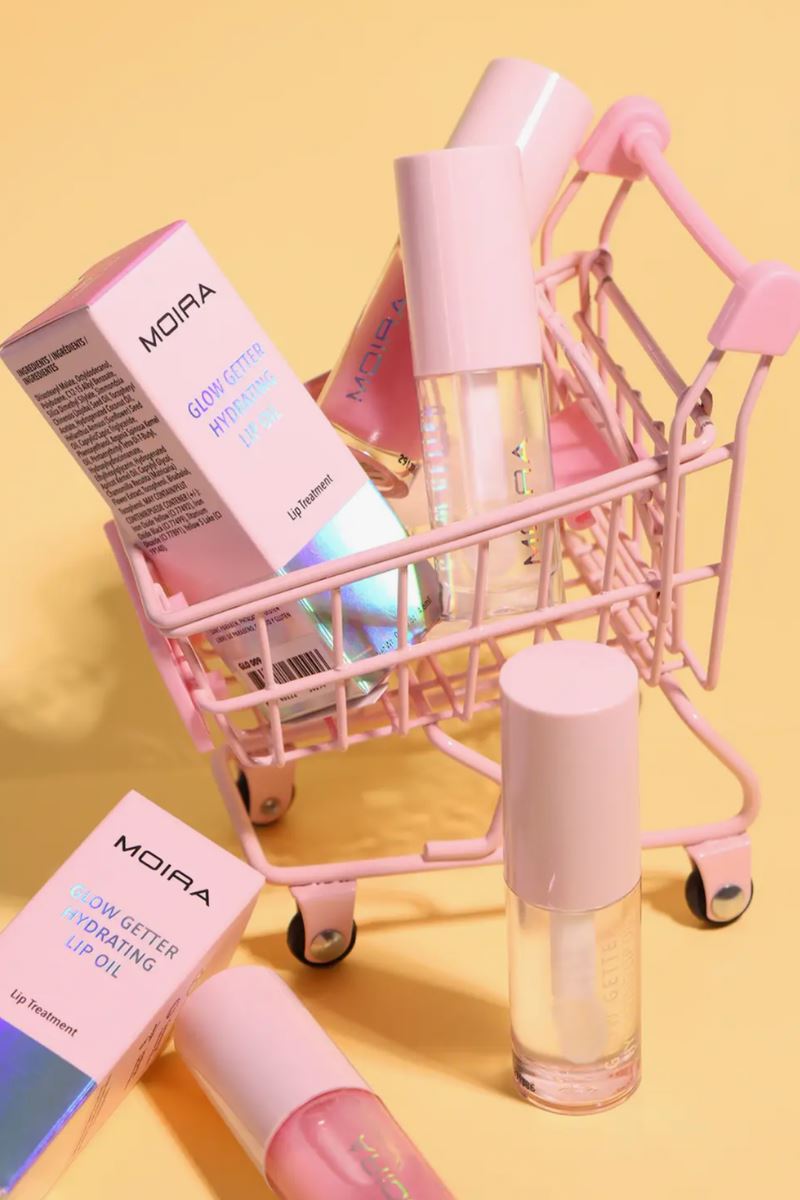 Glow Getter Hydrating Lip Oil in Clear Beauty Moira Cosmetics