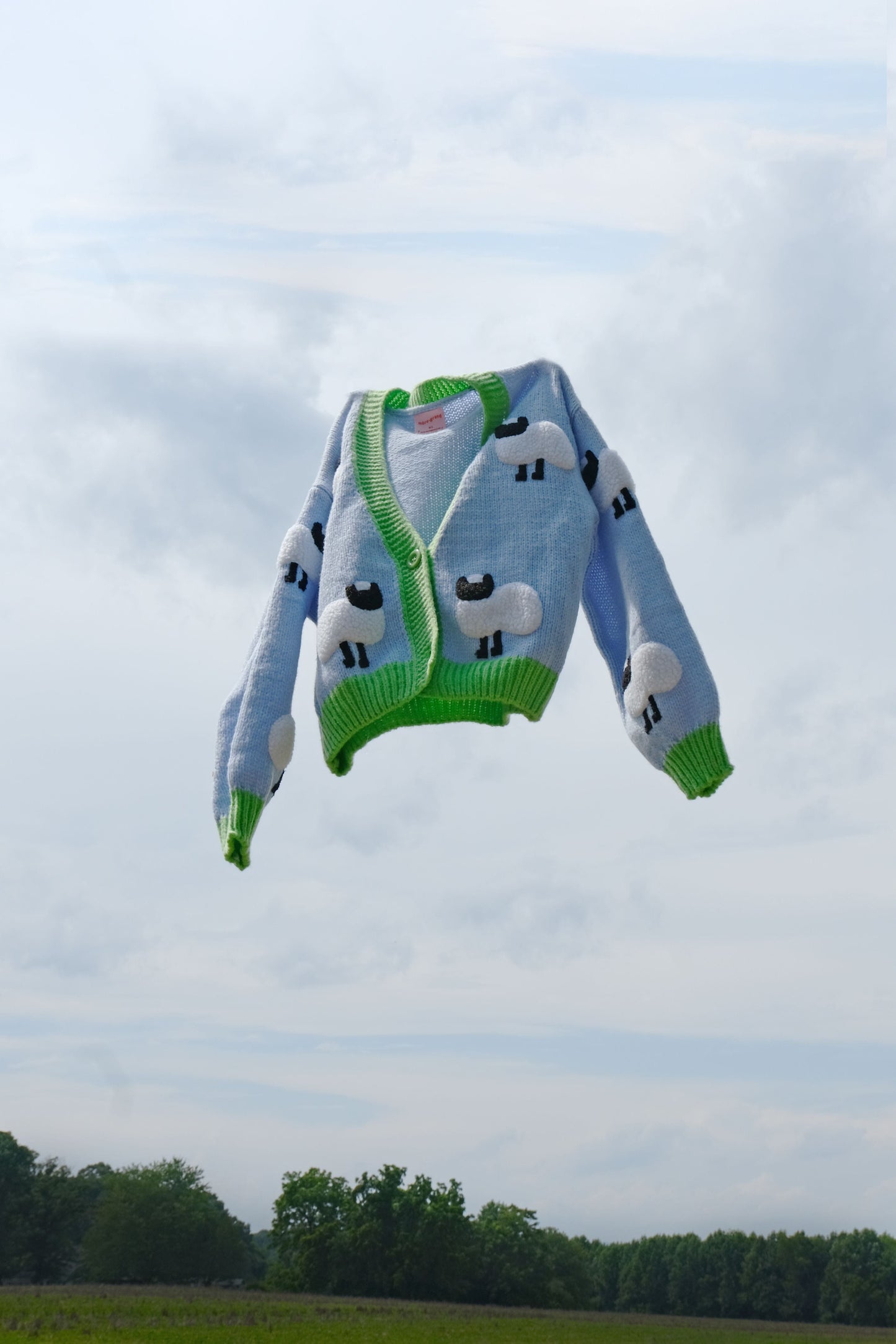 Little Lamb Puff Cardigan Sweater mure + grand