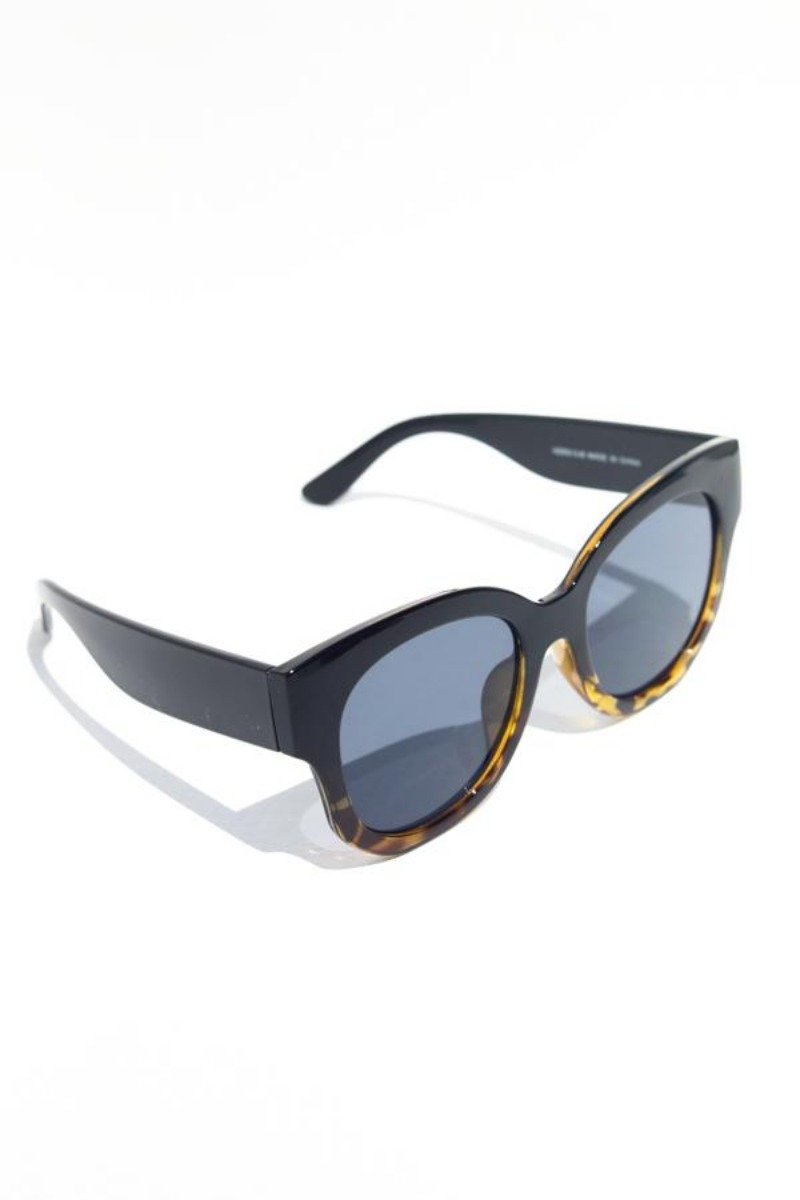 Oversized Moodie Sunglasses