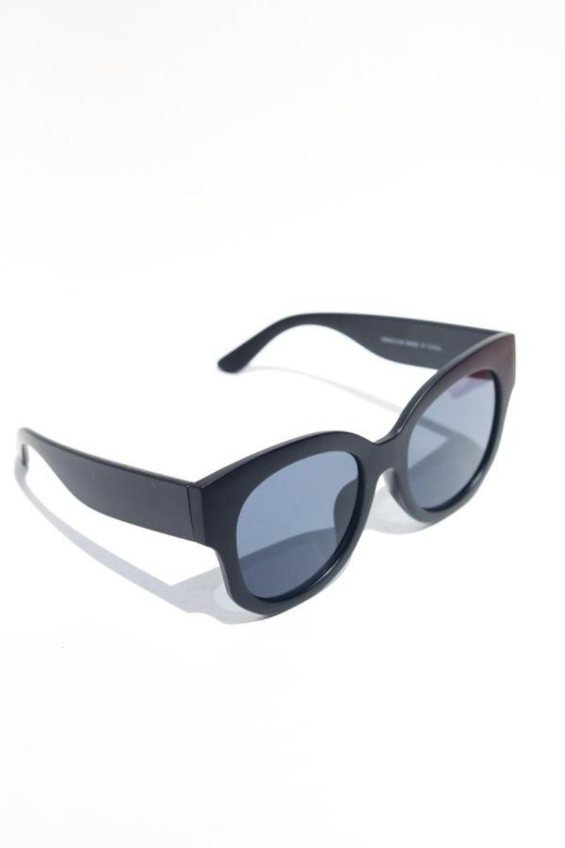 Oversized Moodie Sunglasses