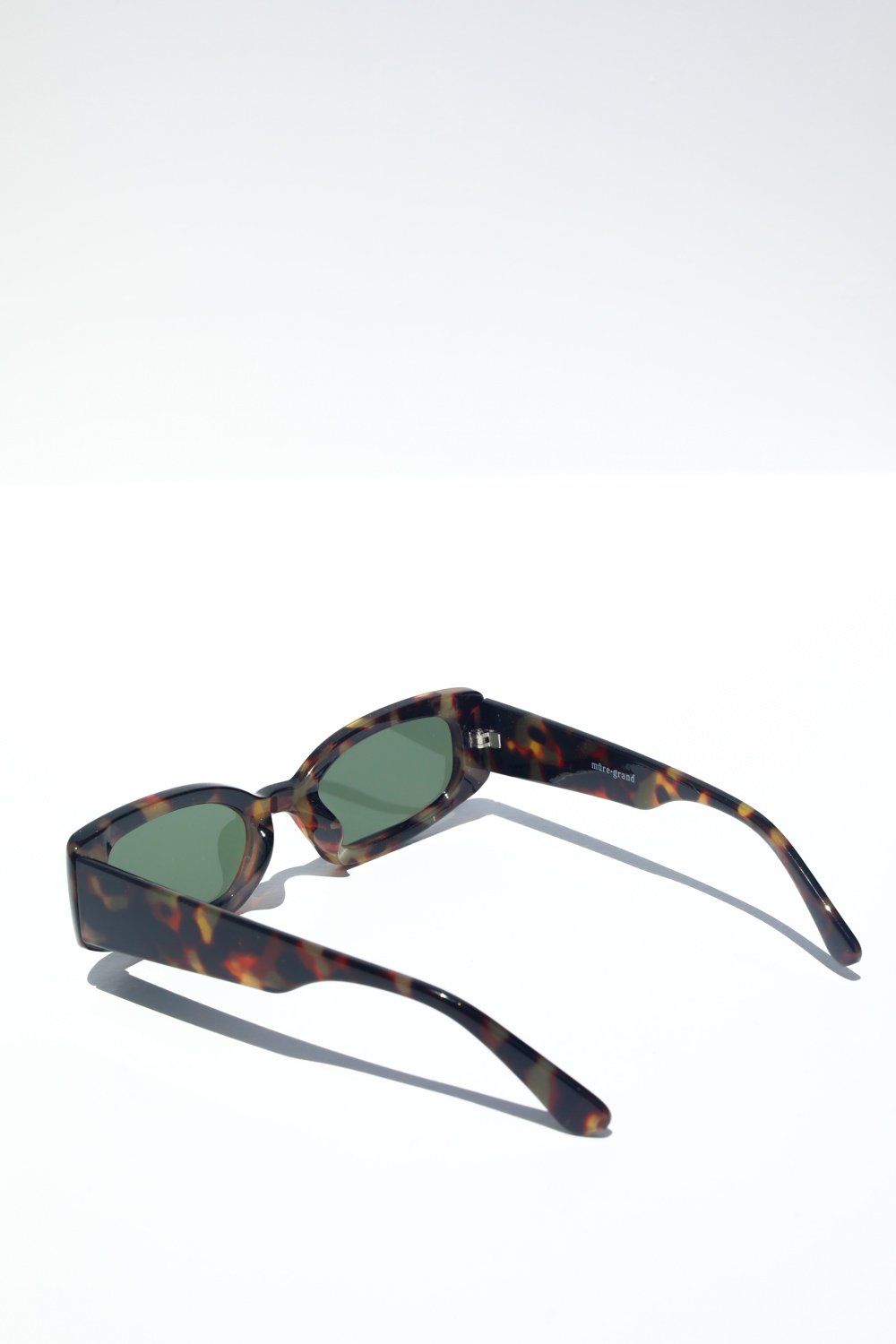 Poolside Sunglasses Sunglasses Mulberry & Grand