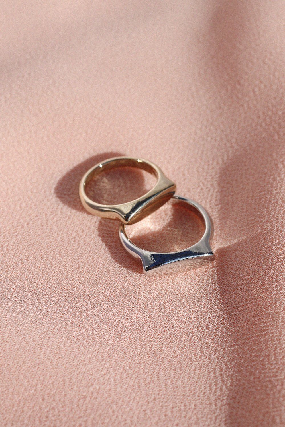 Signet Stacking Ring Rings Mulberry & Grand
