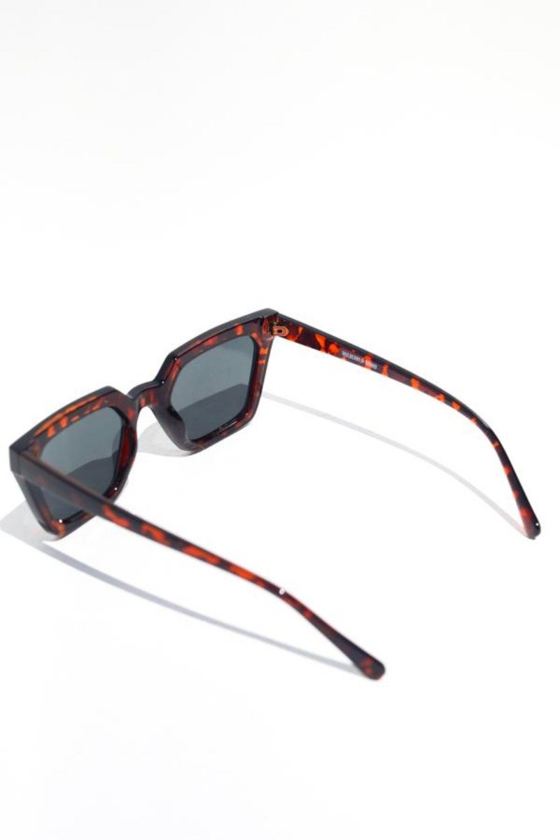 Snatched Square Frame Sunglasses
