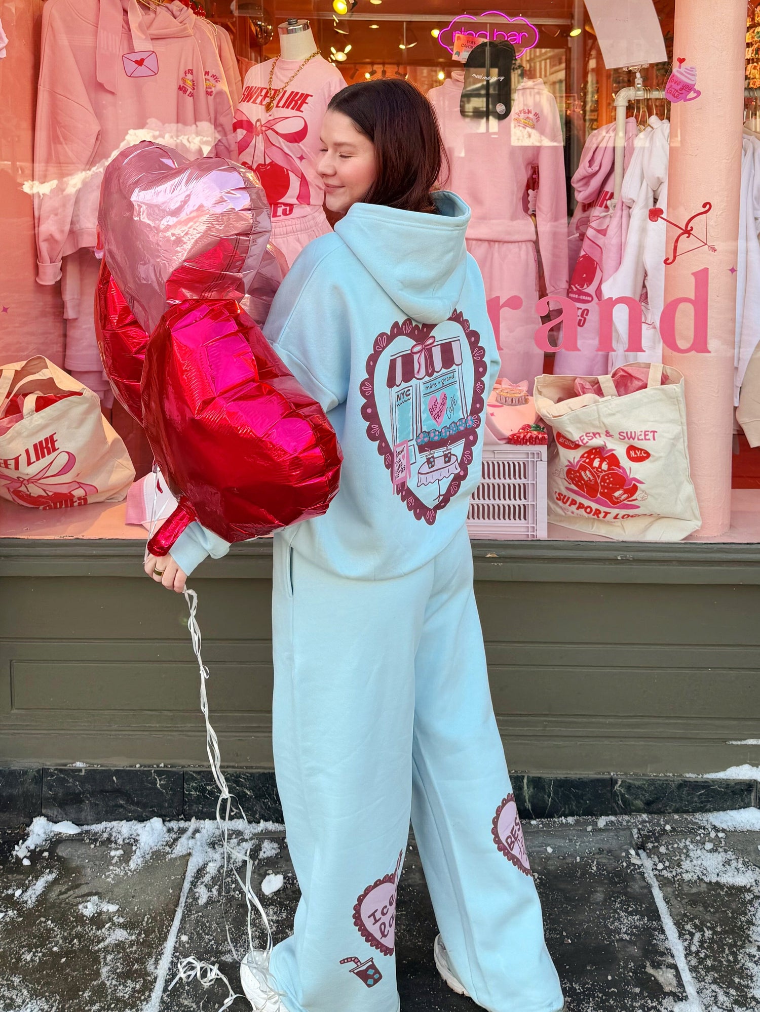 Best Friends Cafe Crop Graphic Hoodie Hoodie mure + grand 