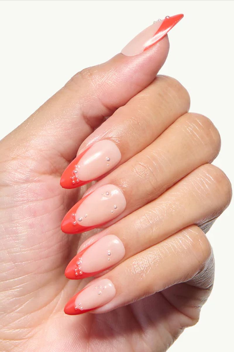 Chill Tips in A Flurry Nail Chillhouse 