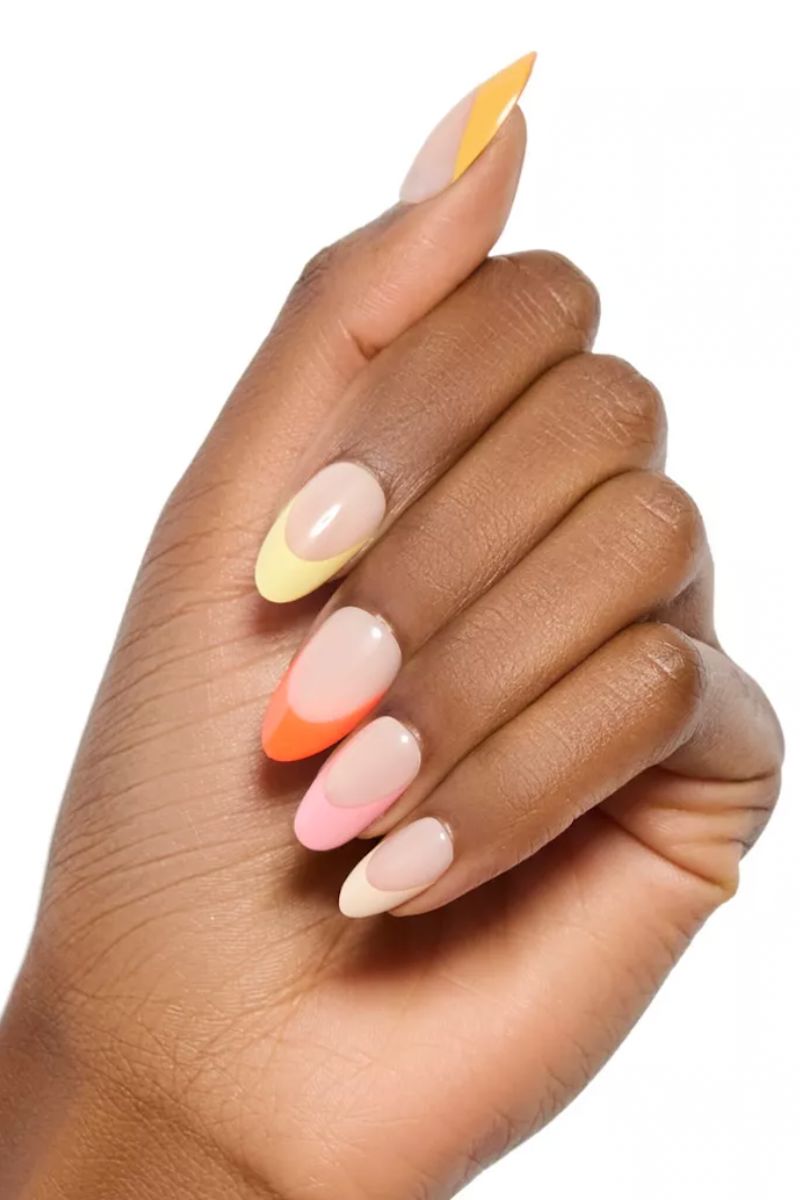 Chill Tips in Costa Sunset Nail Chillhouse 