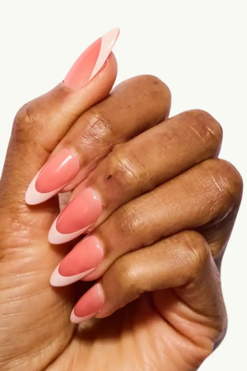 Chill Tips in Maison De Rosalie Nail Chillhouse 