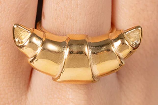 Croissant Stacking Ring Rings mure + grand 