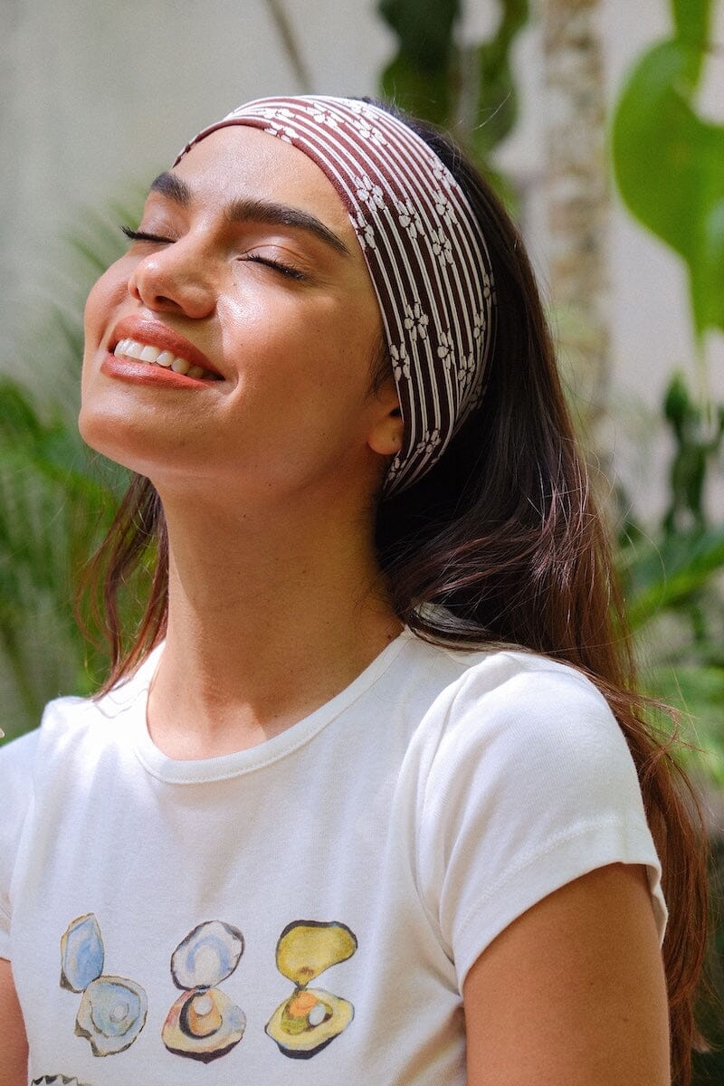 Daisy Print Stretchy Headband Hair Accessory mure + grand Dark Brown 