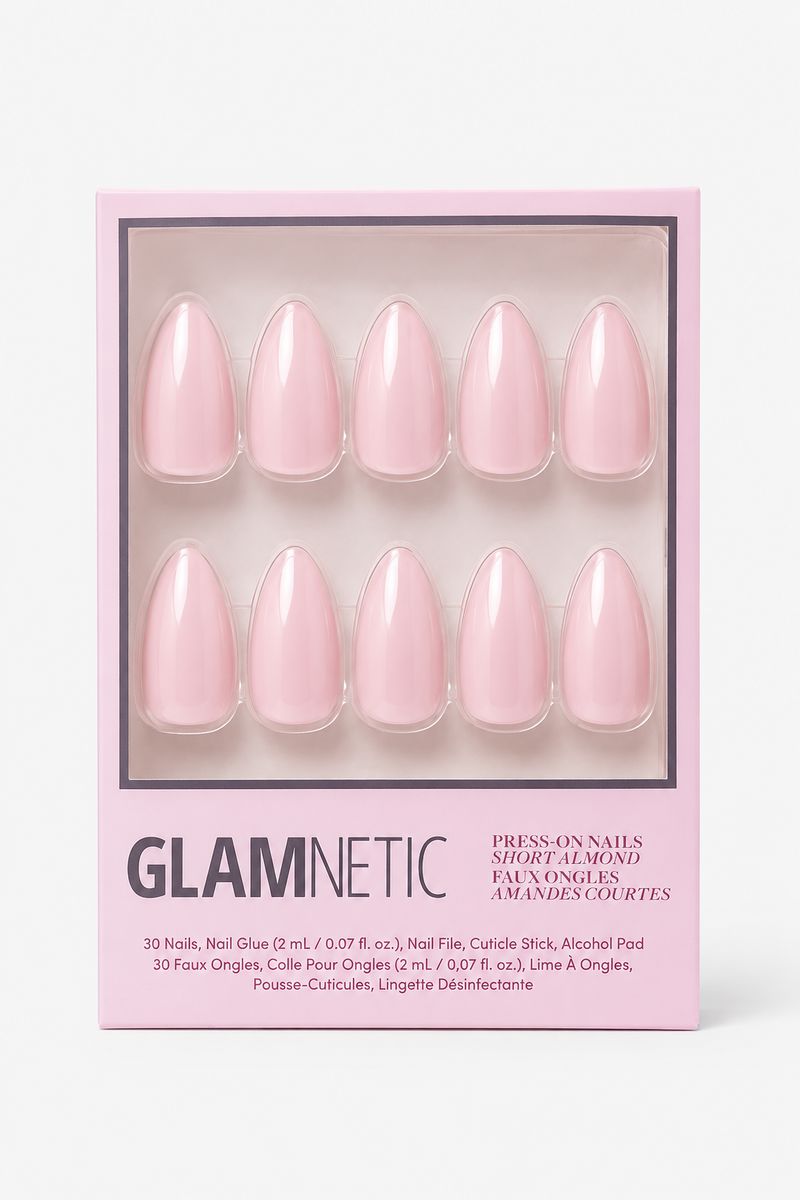 First Kiss Press-On Nails Nail Glamnetic 