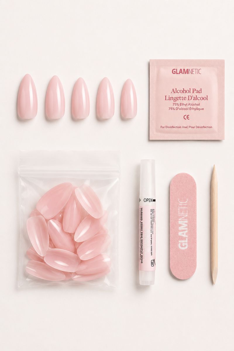 First Kiss Press-On Nails Nail Glamnetic 