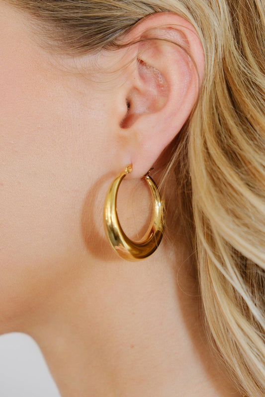 Golda Classic Hoop Earrings Earrings mure + grand Gold 