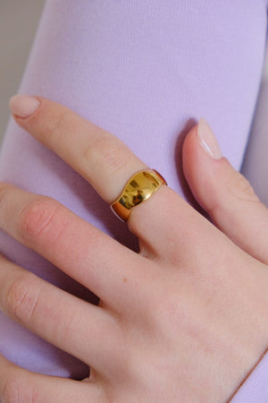 Josie Wavy Stacking Ring
