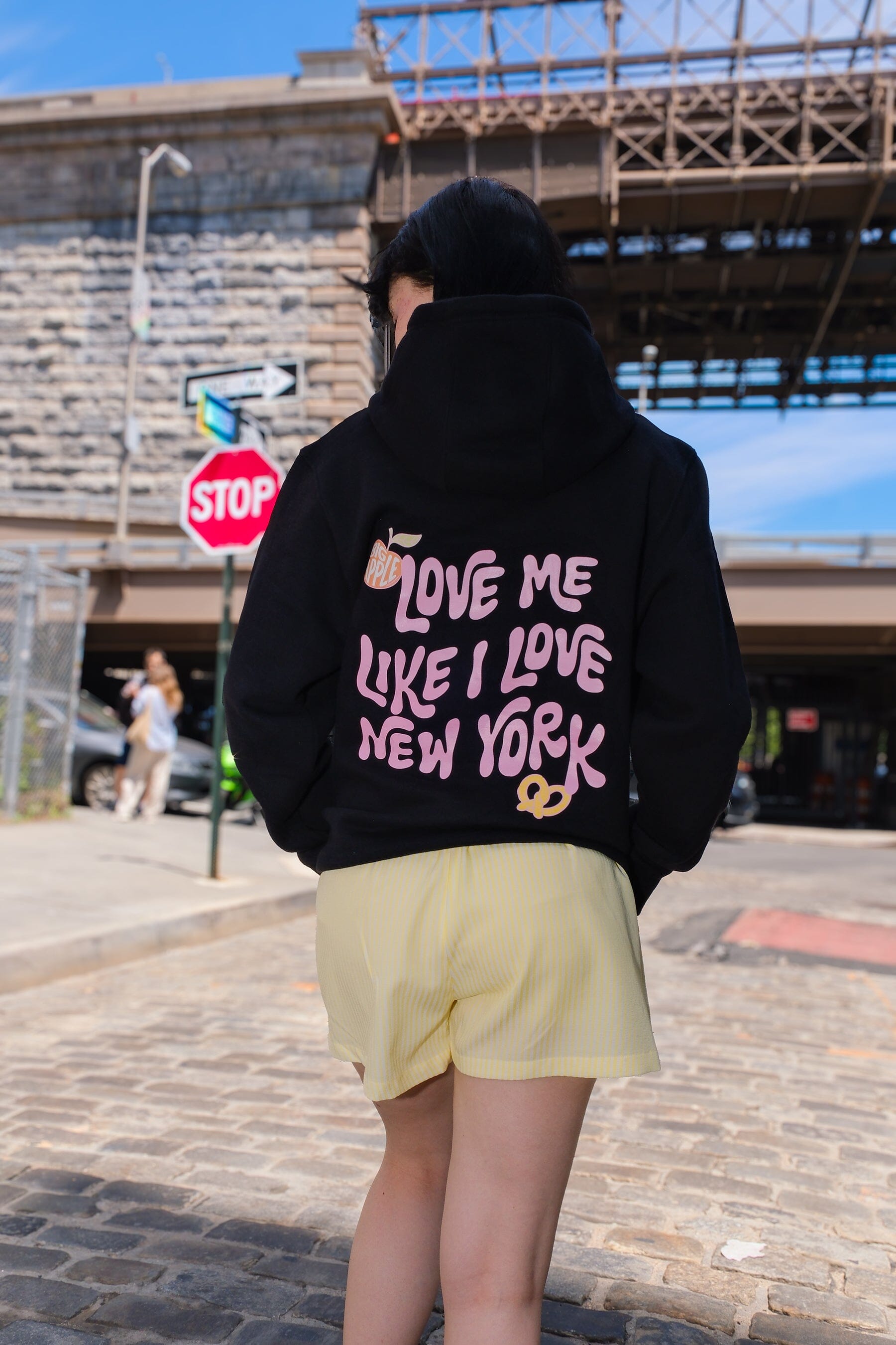 Love Me Like I Love New York Crop Graphic Hoodie (Black) Hoodie mure + grand 