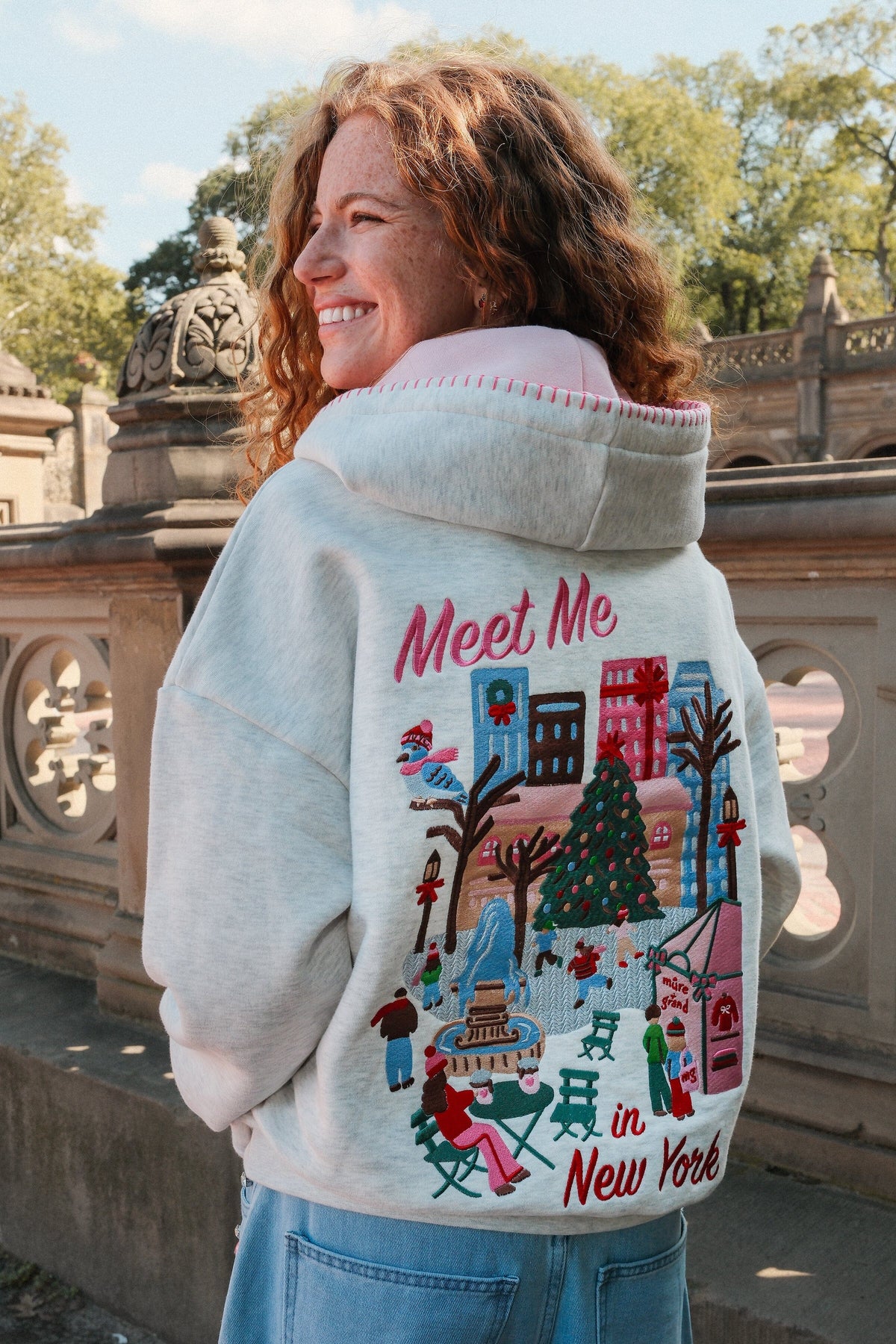 Meet Me in New York Embroidered Crop Hoodie Hoodie mure + grand 