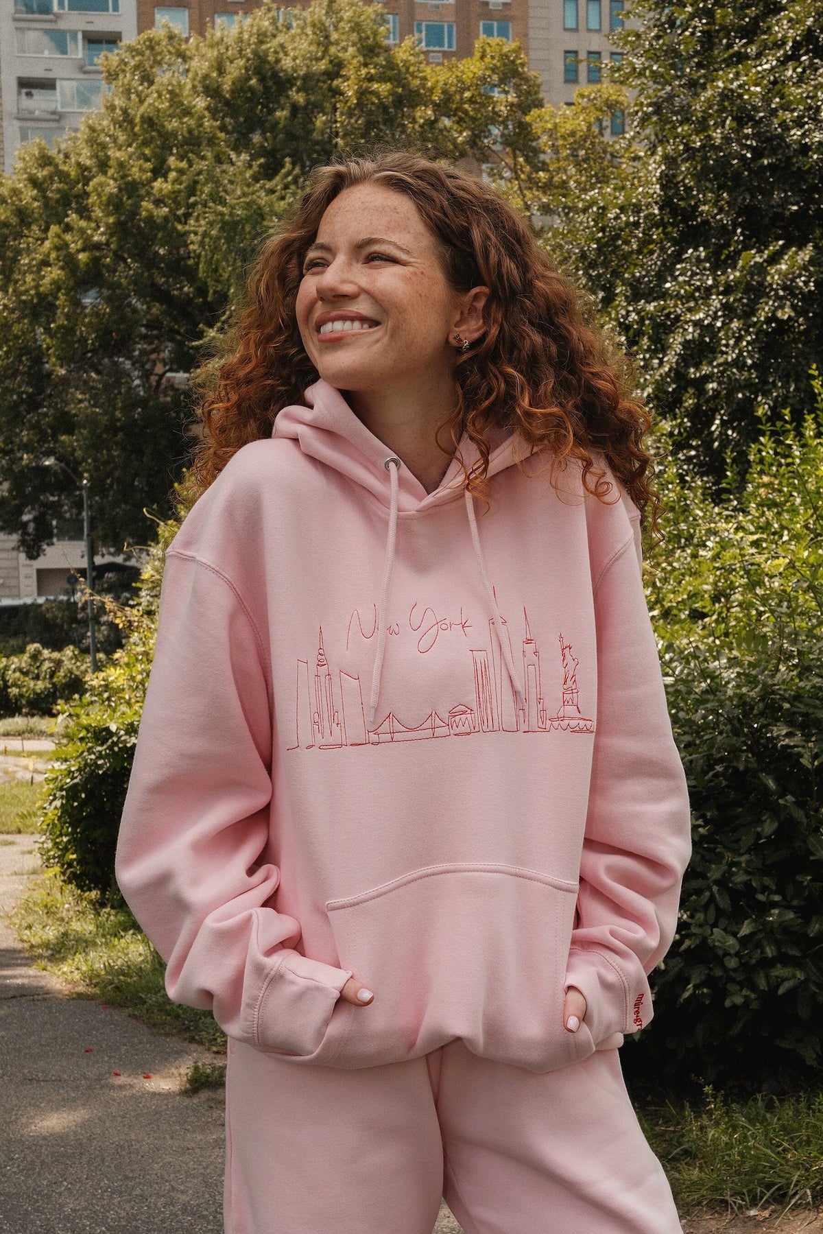 New York Skyline Embroidered Hoodie sweatshirt mure + grand 