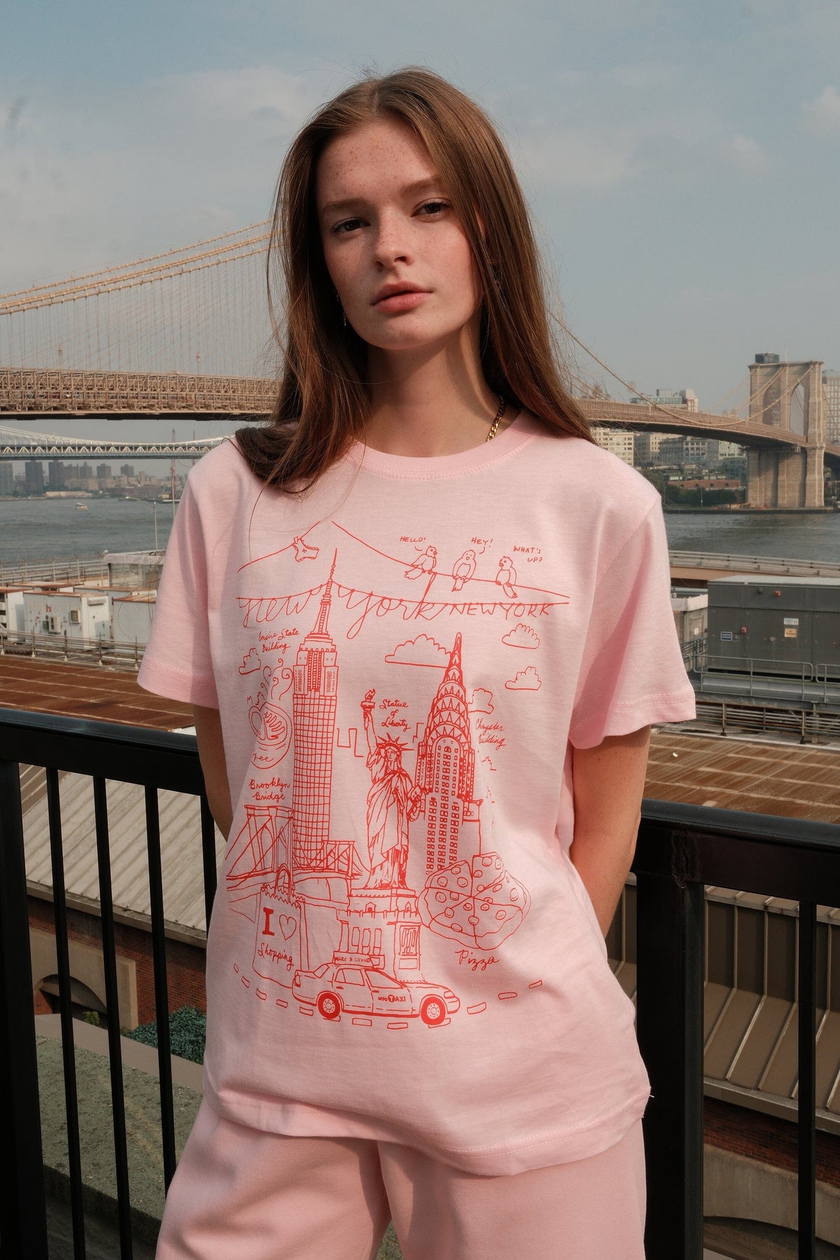 NY Illustration Pink Graphic T-shirt t-shirt mure + grand 