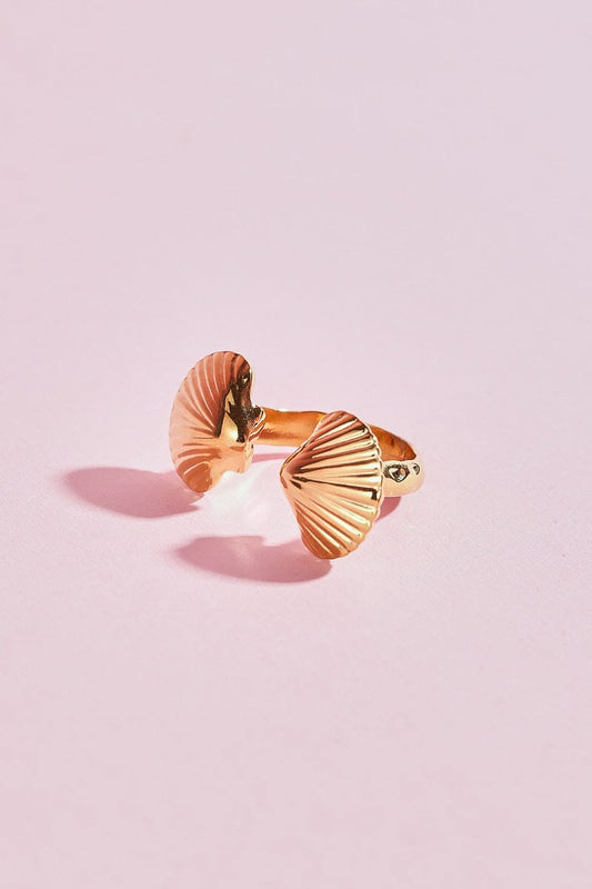 Reflection Seashell Stacking Ring Rings mure + grand 