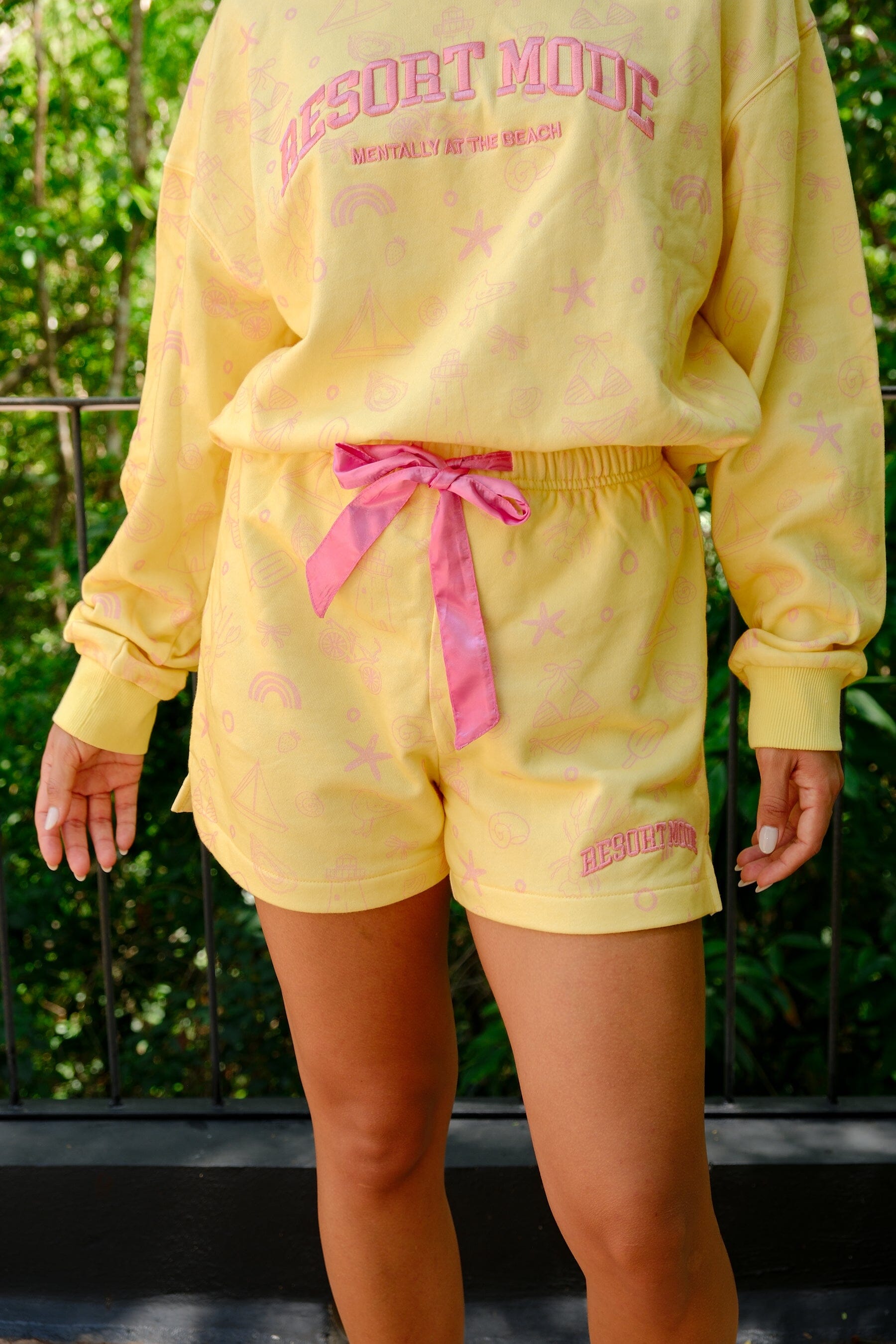 Resort Mode Mock Neck Sweat + Short Set mure + grand 