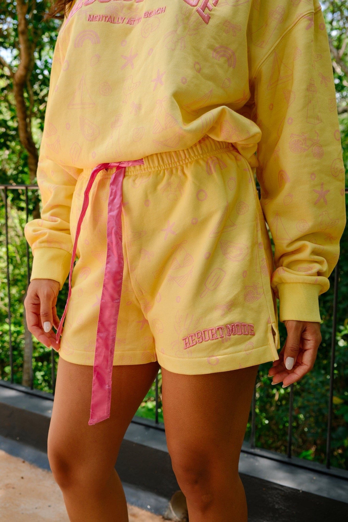 Resort Mode Mock Neck Sweat + Short Set mure + grand 