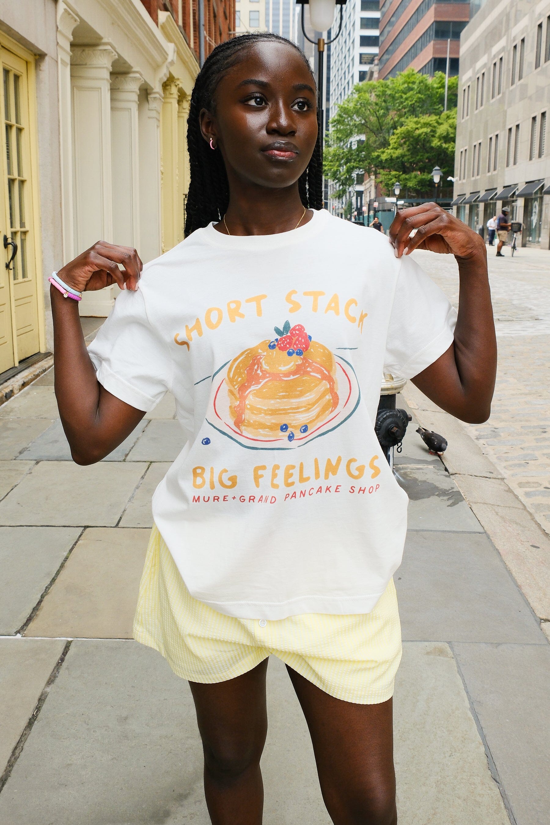 Short Stack Big Feelings Graphic T-shirt t-shirt mure + grand 